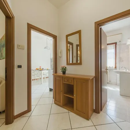 Marcella By Interhome مارينا دي بييتراسانْت
